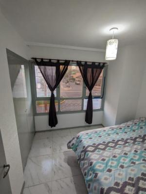 Departamento en alquiler en Miramar. 4 ambientes, 1 baño y capacidad de 4 a 6 personas. A 100 m del centro