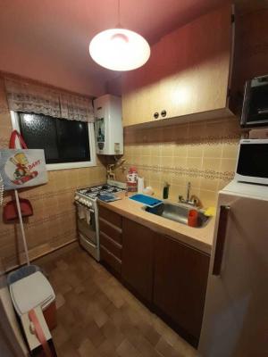 Departamento en alquiler en Miramar. 1 ambientes, 1 baño y capacidad 2 personas. A 100 m del centro